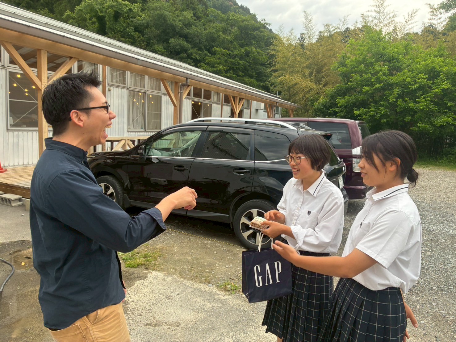 LINE_ALBUM_5.28 まめのくぼプロジェクト　クッキー販売交渉_250603_4