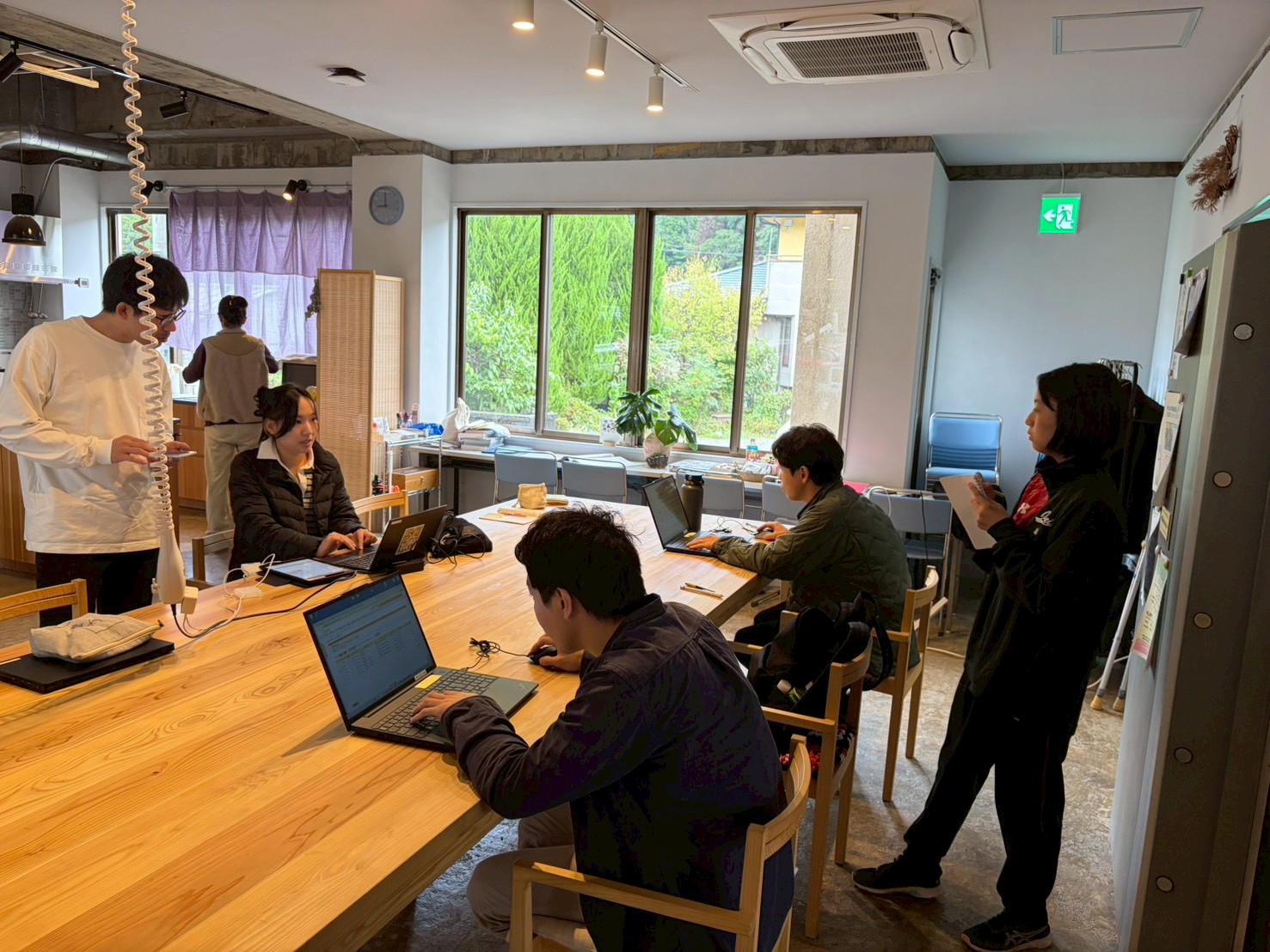 LINE_ALBUM_1年生仕事体験_251024_2