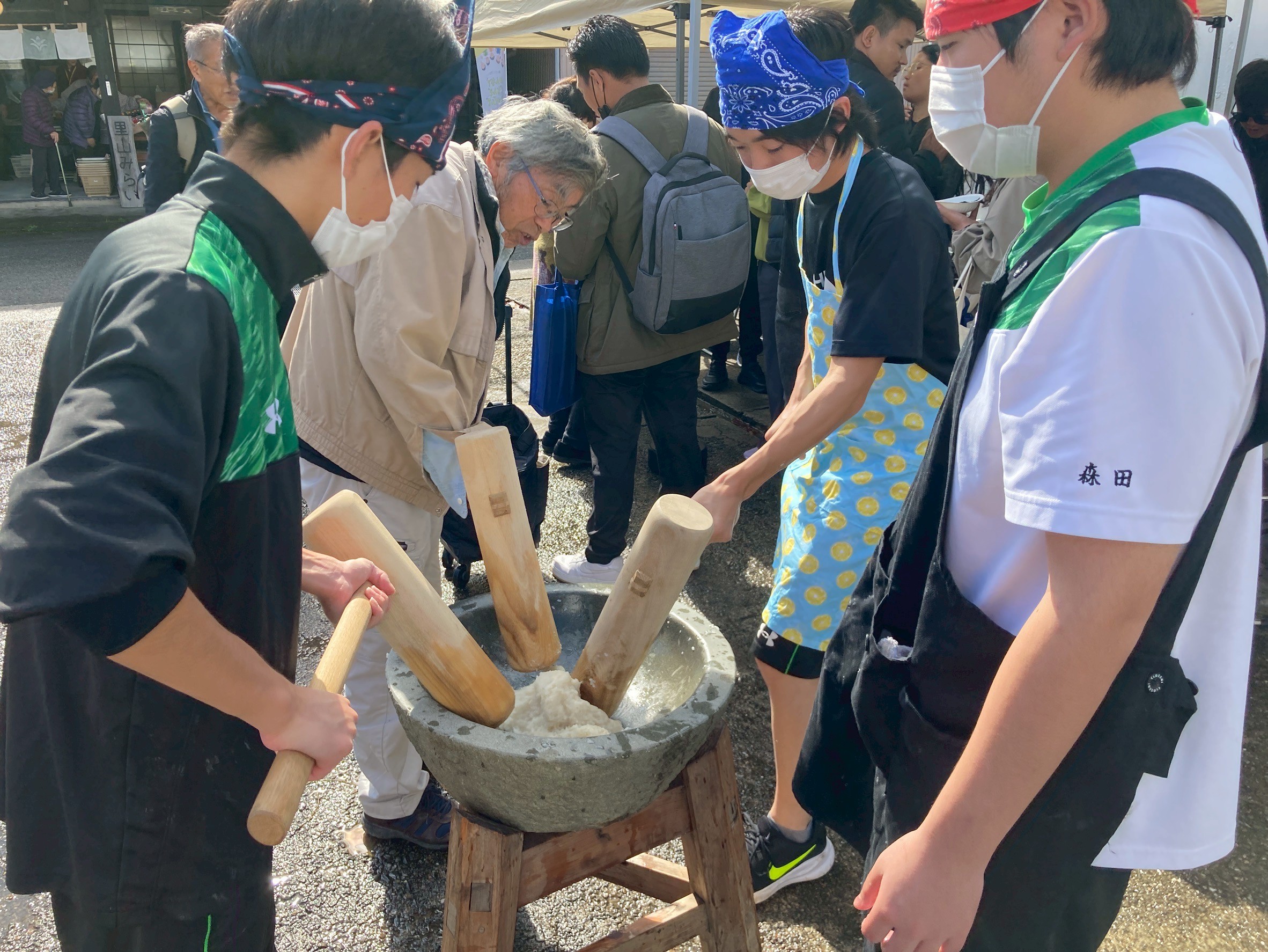 LINE_ALBUM_餅つき@ちょっとわて_251120_5