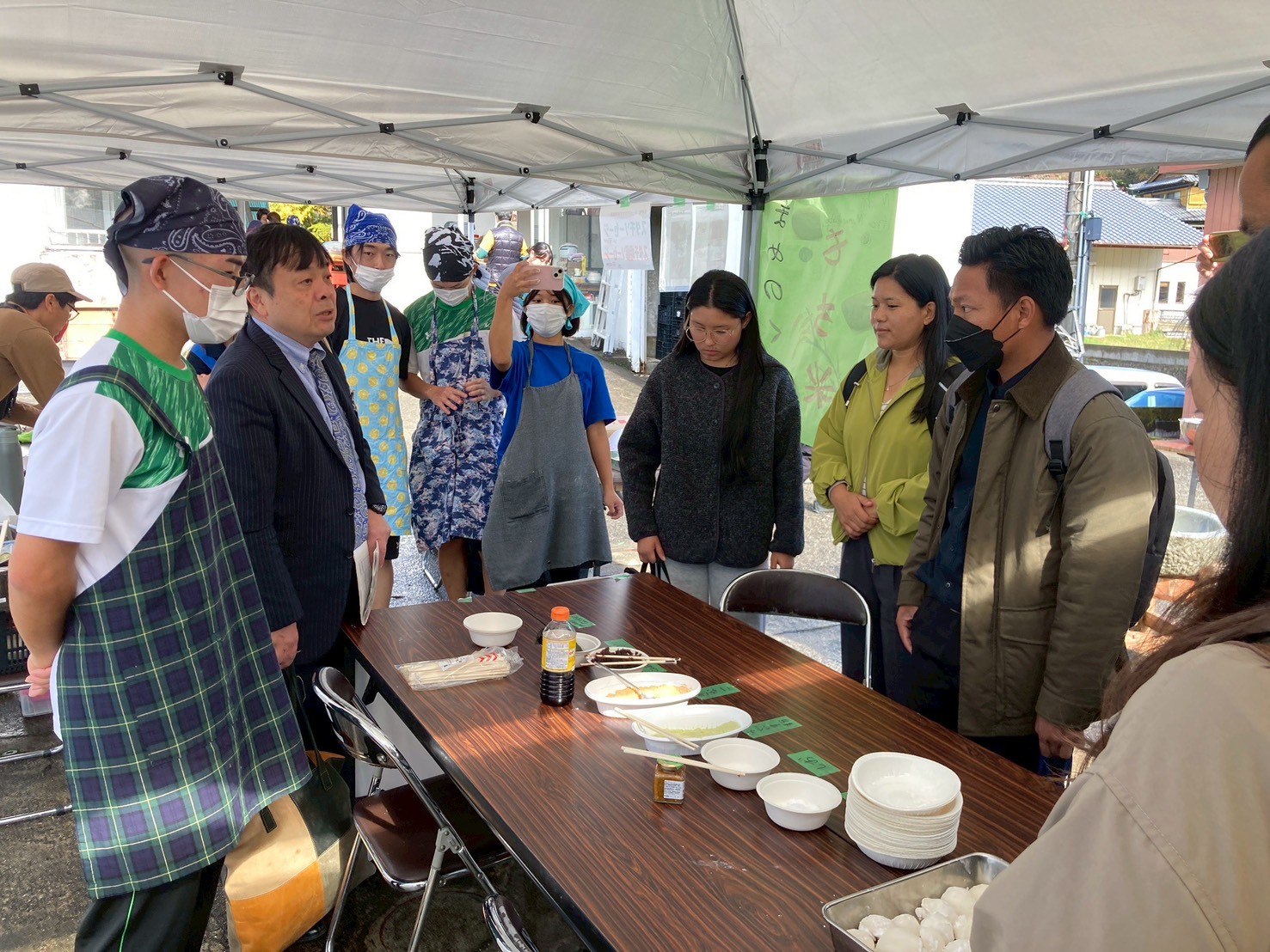 LINE_ALBUM_ちょっとわて　餅つき_251120_11